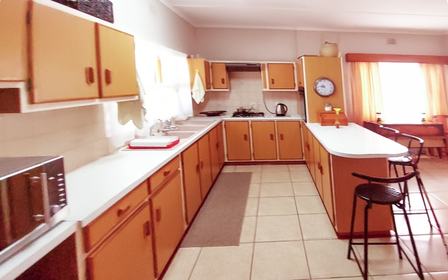 4 Bedroom Property for Sale in Port Nolloth Northern Cape